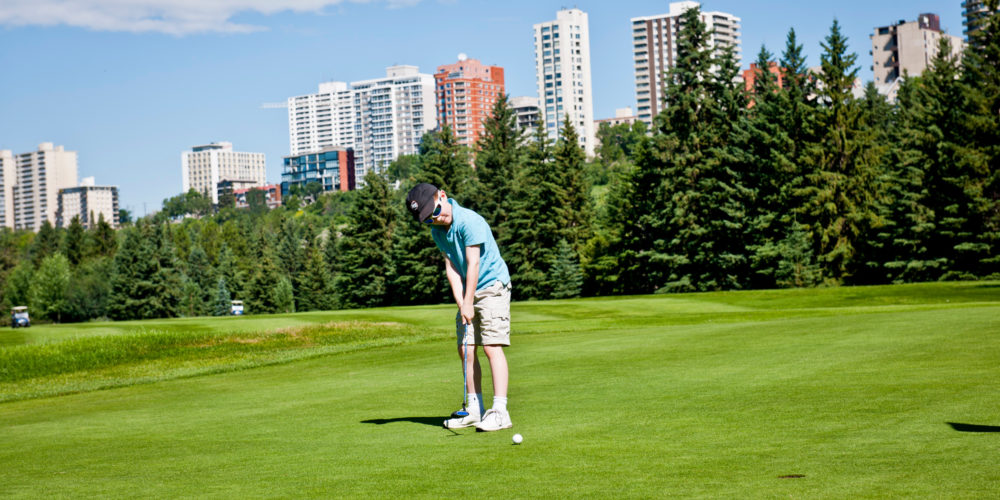 Best Golf Courses In Edmonton Explore Edmonton   Edmonton Golf Downtown Kid 