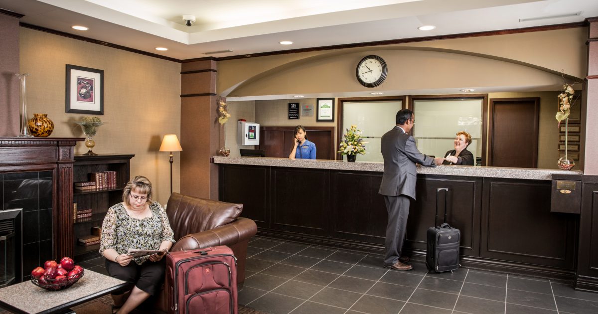 Campus Tower Suite Hotel Explore Edmonton