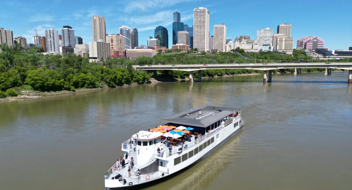 Edmonton Riverboat Explore Edmonton