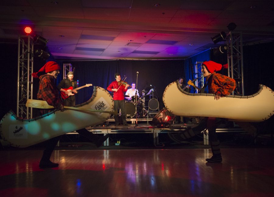 Flying Canoë Volant Explore Edmonton