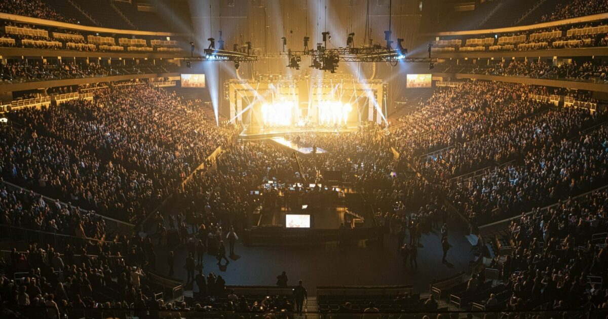 DUAL　ARENA　TOUR　2023　MOTHER　OF　LOVE，MOTH Limited First Edition]DUAL ARENA TOUR 2023 MOTHER OF LOVE